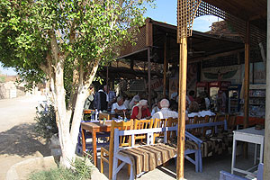 Ramesses Café, Medinet Habu